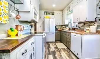 1224 N Penn St, Aberdeen, SD 57401