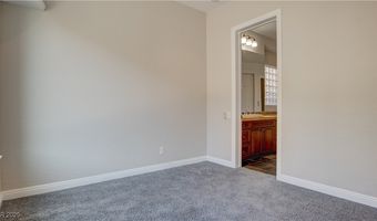 2124 Pont National Dr, Henderson, NV 89044