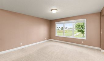 839 Poe Ave, Ames, IA 50014