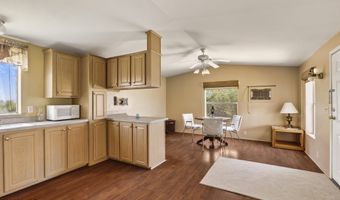 6705 E Red Barrel Rd, Yucca, AZ 86438
