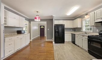 966 Poplar St, Alcoa, TN 37701