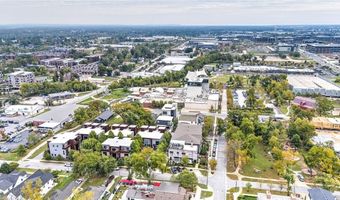 505 SE D St, Bentonville, AR 72712