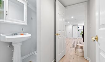 1101 S POTOMAC St, Baltimore, MD 21224