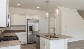 2224 Eversull Ln, North Liberty, IA 52317