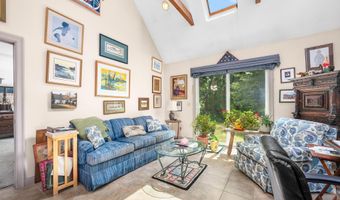 4323 Main St, Barnstable, MA 02630