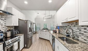 4830 MAGGIE OAKS Cv, Bartlett, TN 38135