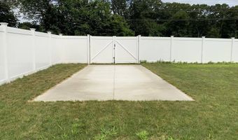 25 Damato Way, Agawam, MA 01001