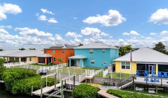 6412 KEY ISLAND Ave, Apollo Beach, FL 33572