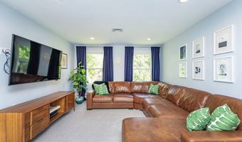 2 Amherst Rd, Andover, MA 01810