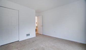 299 Scenic Dr, Blakeslee, PA 18610