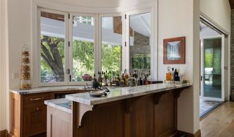 2210 Triunfo Pl, Agoura Hills, CA 91301