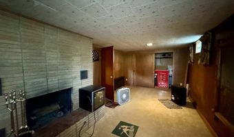 1204 4th St, Britton, SD 57430