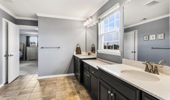 10 Gina Dr, Allentown, NJ 08501