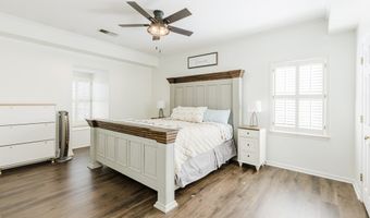 208 Edgewood Dr, Americus, GA 31709