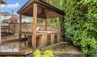 6295 SW TILLAMOOK Pl, Beaverton, OR 97007