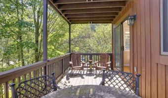 1 Arnold Palmer Ct, Alloway, NJ 07462