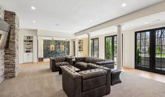 25046 Greyhawk Dr, Adel, IA 50003
