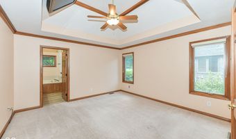 6134 Creekbend Blvd, Indianapolis, IN 46217