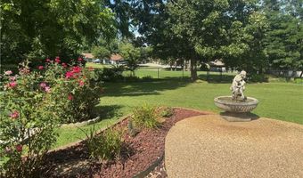 8 Merritt Dr, Bella Vista, AR 72714