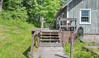 47 Westwood Pkwy, Barre, VT 05641