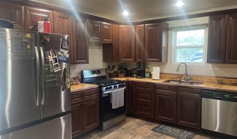 2325 Collins Ave, Carlsbad, NM 88220