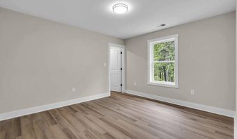 428 Baker Ave, Bayville, NJ 08721