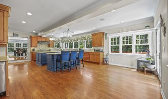 76 Culberson Rd, Basking Ridge, NJ 07920