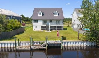 5140 Atlantis Dr, Bay St. Louis, MS 39520