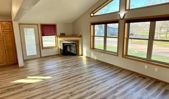 350 N Cherry Ave, Bridgewater, SD 57319