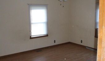 57 Hopson St, Auxier, KY 41602