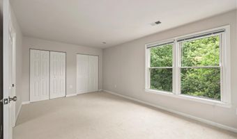 2213 S POLLARD St, Arlington, VA 22204