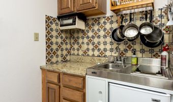 253 Saladon Rd, Angel Fire, NM 87710