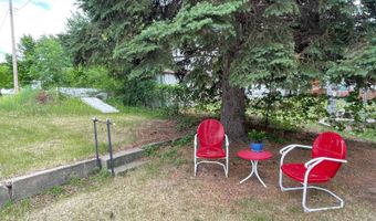 402 S Clark St, Bassett, NE 68714