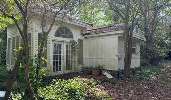 3001 TREASURE Ave, Albany, GA 31705