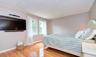 20 William Pond Rd, Atkinson, NH 03811