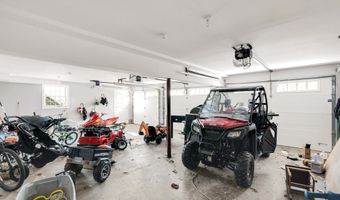 19 Woodhill Hooksett Rd, Bow, NH 03304