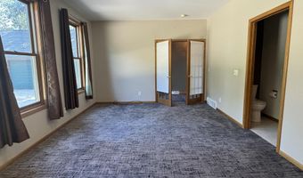 1011 Hwy 15, Armstrong, IA 50514