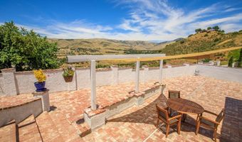 9175 Yucca Hls, Agua Dulce, CA 91390