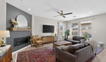 6109 Nauman Dr SE, Albuquerque, NM 87106