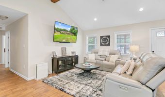 106 W Meadow Dr, Atmore, AL 36502