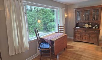 72 Green Mdw, Brattleboro, VT 05301