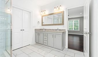 209 HICKORYWOODS Dr, Auburn, AL 36830