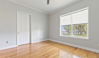 1006 Beach Blvd, Biloxi, MS 39530