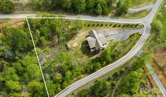 750 Silver Springs Dr W 43, Banner Elk, NC 28604
