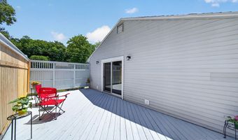 39 Green Hill Ln, Cheshire, CT 06410