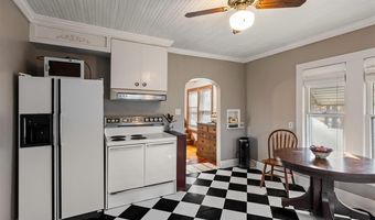 301 E McKinley Ave, Apache, OK 73006