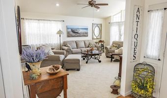 4635 Country River Dr, Fallon, NV 89406