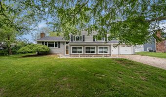 26 Indian Dr, Clinton, CT 06413