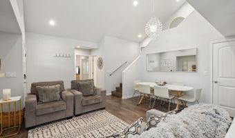 6951 Quiet Cove Dr, Carlsbad, CA 92011