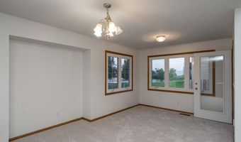 809 NE 5th St, Ankeny, IA 50021